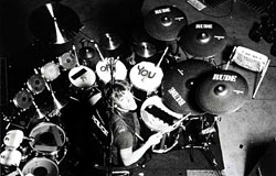 Image of Stewart Copeland behind the drums