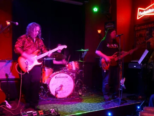 Exiles @ The Swinging Arm, Birkenhead, 08/02/14